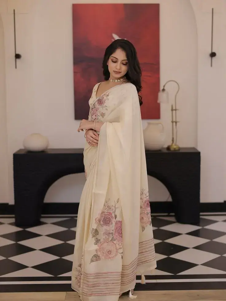 beige chanderi saree with pink floral digital print & handwork β elegant festive wear πΈβ¨ beige chanderi saree with pink floral digital print & handwork β elegant festive wear πΈβ¨