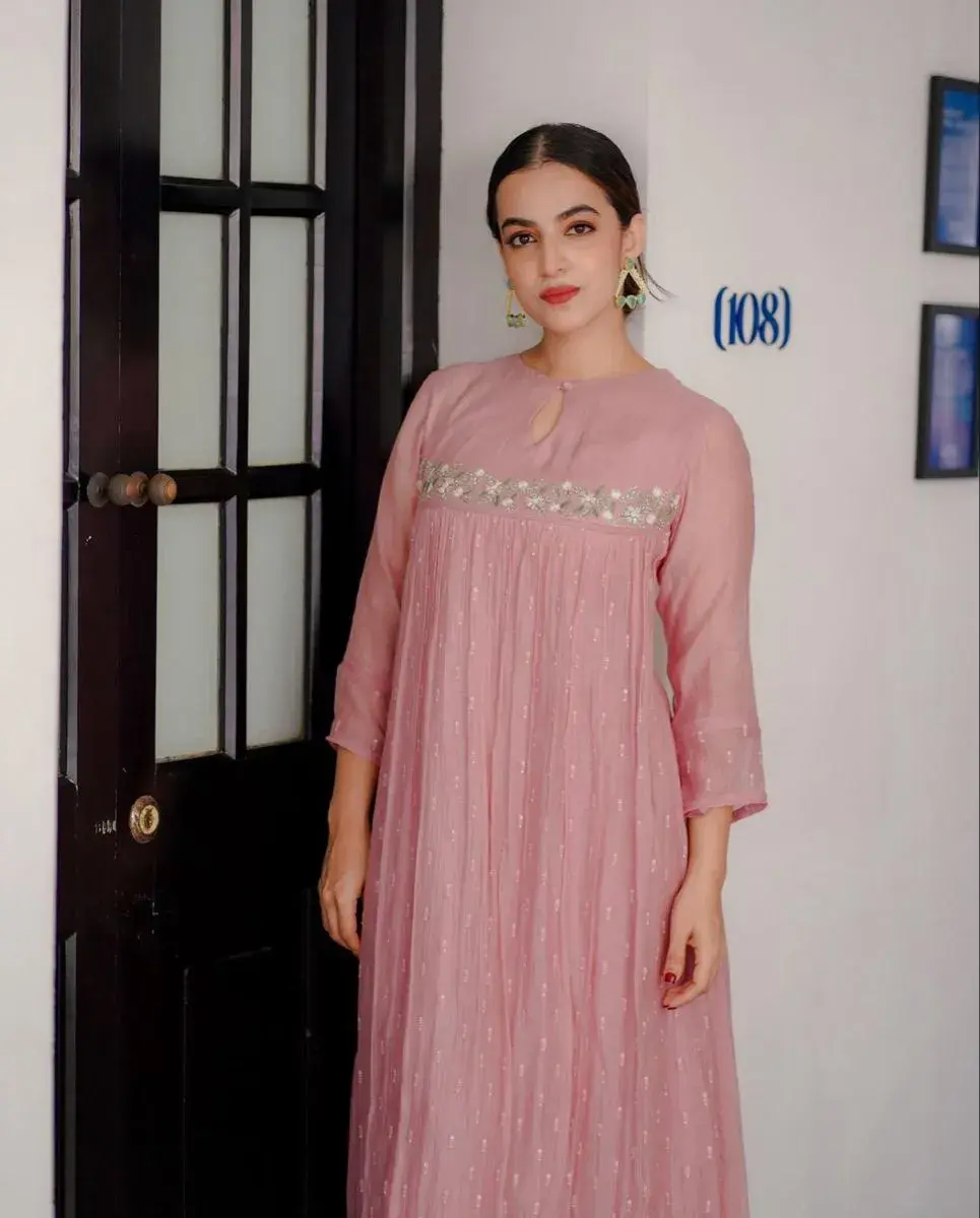 pink chanderi cotton kurta set with beads & lace detailing – elegant ethnic wear 💗✨ pink chanderi cotton kurta set with beads & lace detailing – elegant ethnic wear 💗✨