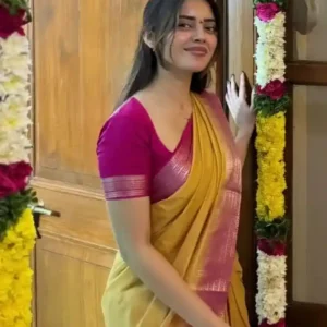 golden mustard banarasi silk saree with royal pink zari border – luxurious wedding ethnic wear for women ✨💛🌸